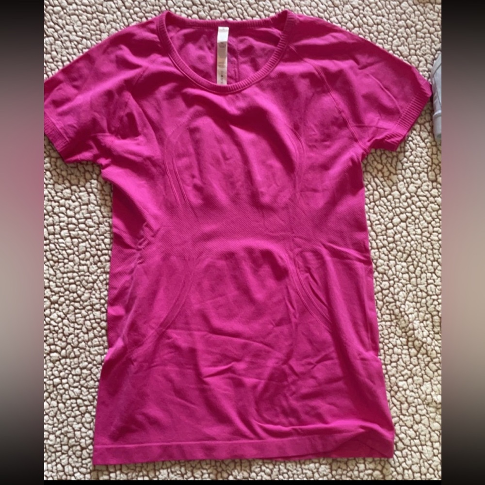 Bright pink swiftly short sleeve Size 8